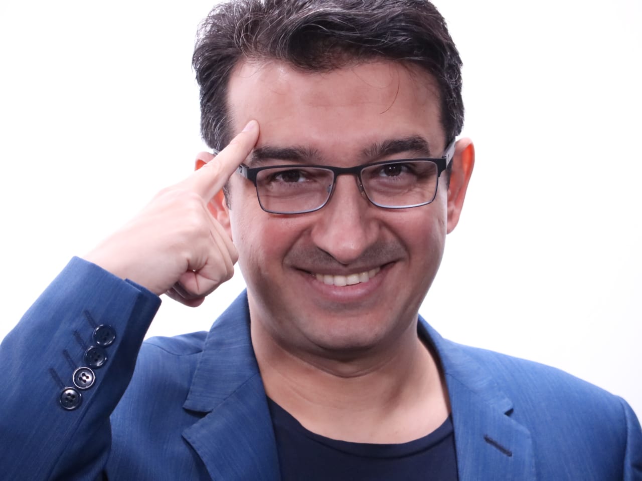 المستشار مازن الوحش
